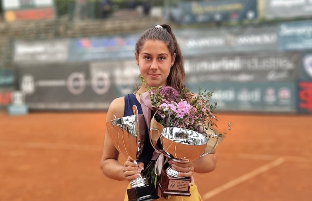 Елизара Янева официално е сред 10 те най добри тийнейджърки