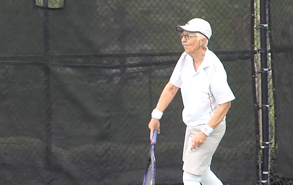 69-годишна тенисистка участва на ITF турнир в САЩ