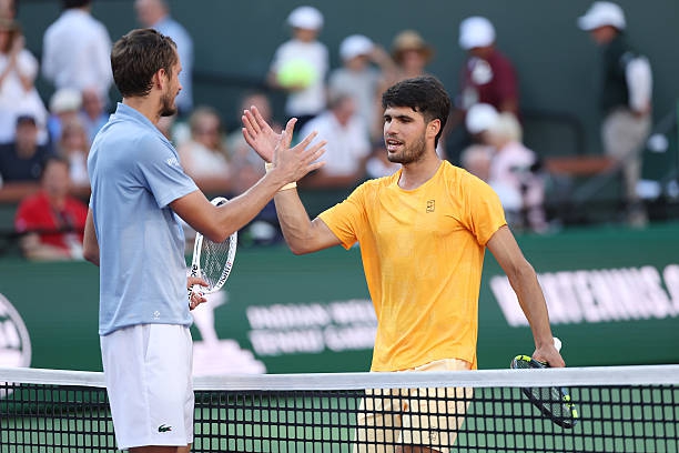 Алкарас след отпадането: Никога през живота си не съм виждал Медведев да играе така