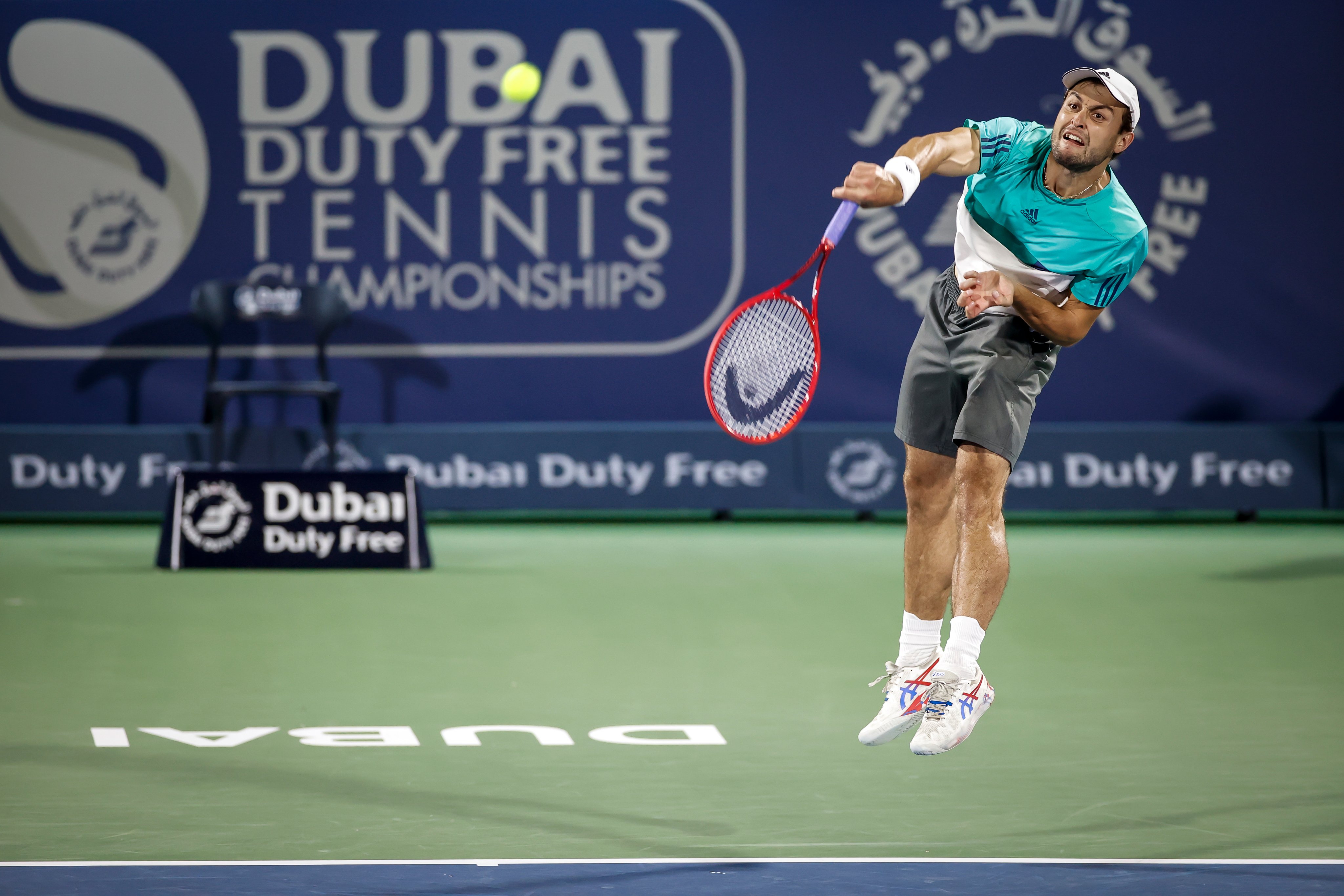 Карацев за пореден пък показа железни нерви и триумфира с дебютна ATP титла в Дубай!