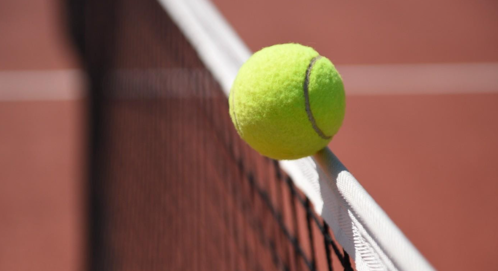 Залагания на тенис за начинаещи: предимства, видове и правила за залагане