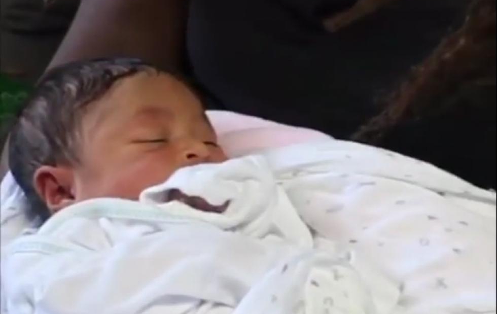 Серина Уилямс показа дъщеря си и разкри името й (видео)