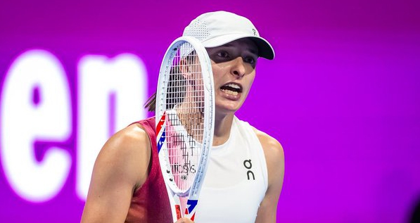 Ига Швьонтек се класира за 1 2 финалите на WTA