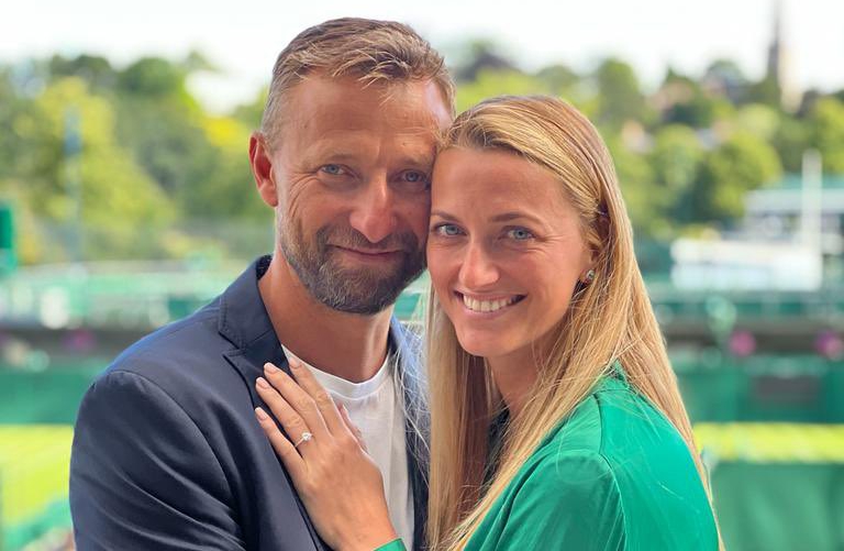 Още едно тенис семейство: Двукратна шампионка от Уимбълдън се сгоди за треньора си