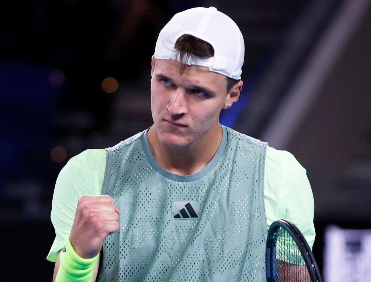 Детето чудо на чешкия тенис Якуб Меншик продължава да изумява