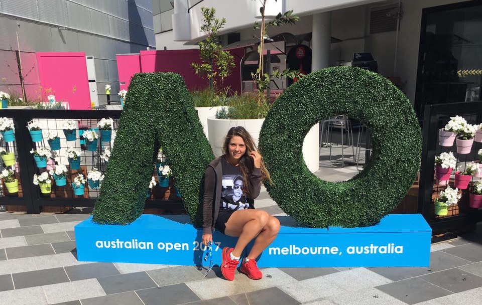 Само Виктория Томова продължава от българките на Australian Open