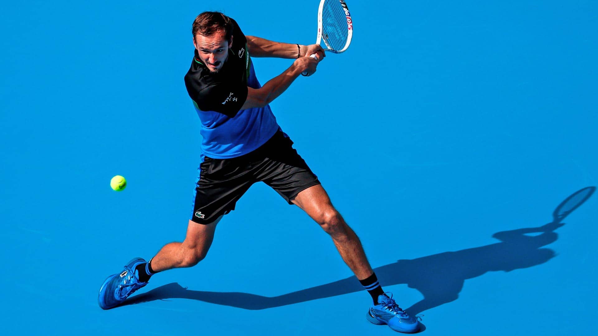 Тенис показно: Медведев даде само 3 гейма на шампион от Laver Cup за успешн старт в Пекин