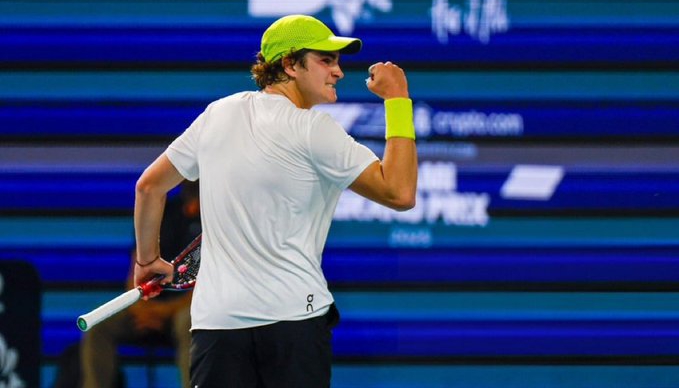 Жоао Фонсека продължава да впечатлява на дебютния си Мастърс турнир