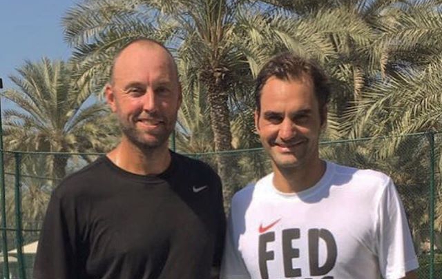 Федерер започва подготовка в Дубай с новата ракета