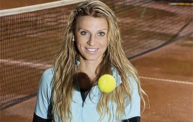 След 4 години извън корта: Сесил Каратанчева се завръща в професионалния тенис!